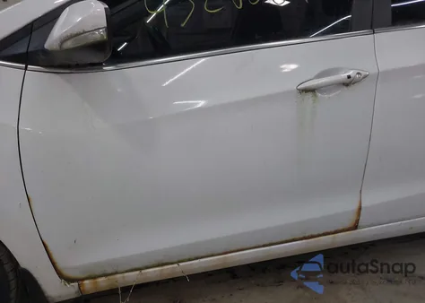 2013 Hyundai Elantra Gt Base W/Blue z USA, uszkodzony, nr VIN KMHD35LE2DU036649